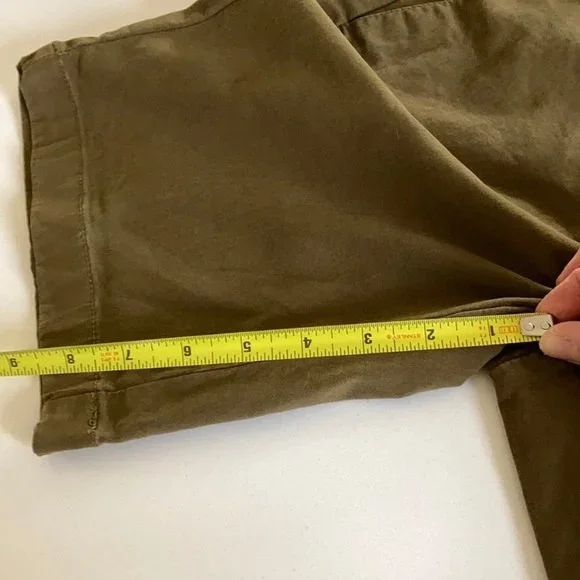 JCrew Andie Shorts olive green size 4 - Picture 9 of 11